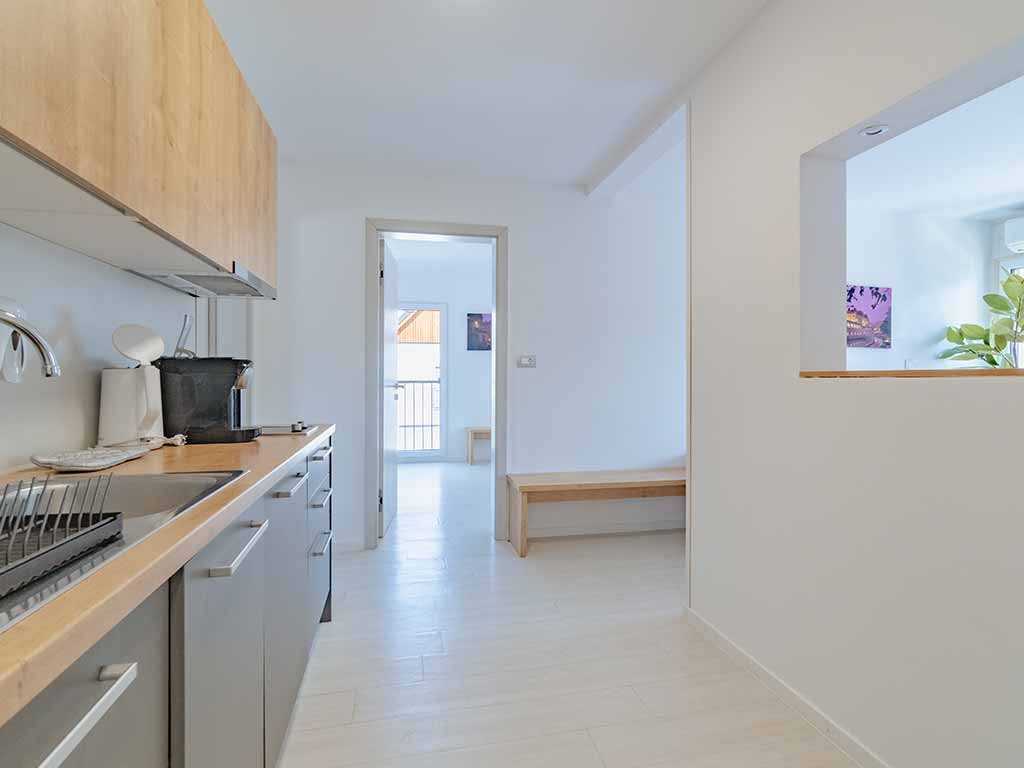 dvo-sobni-apartma-z-balkonom-lj-bled-1